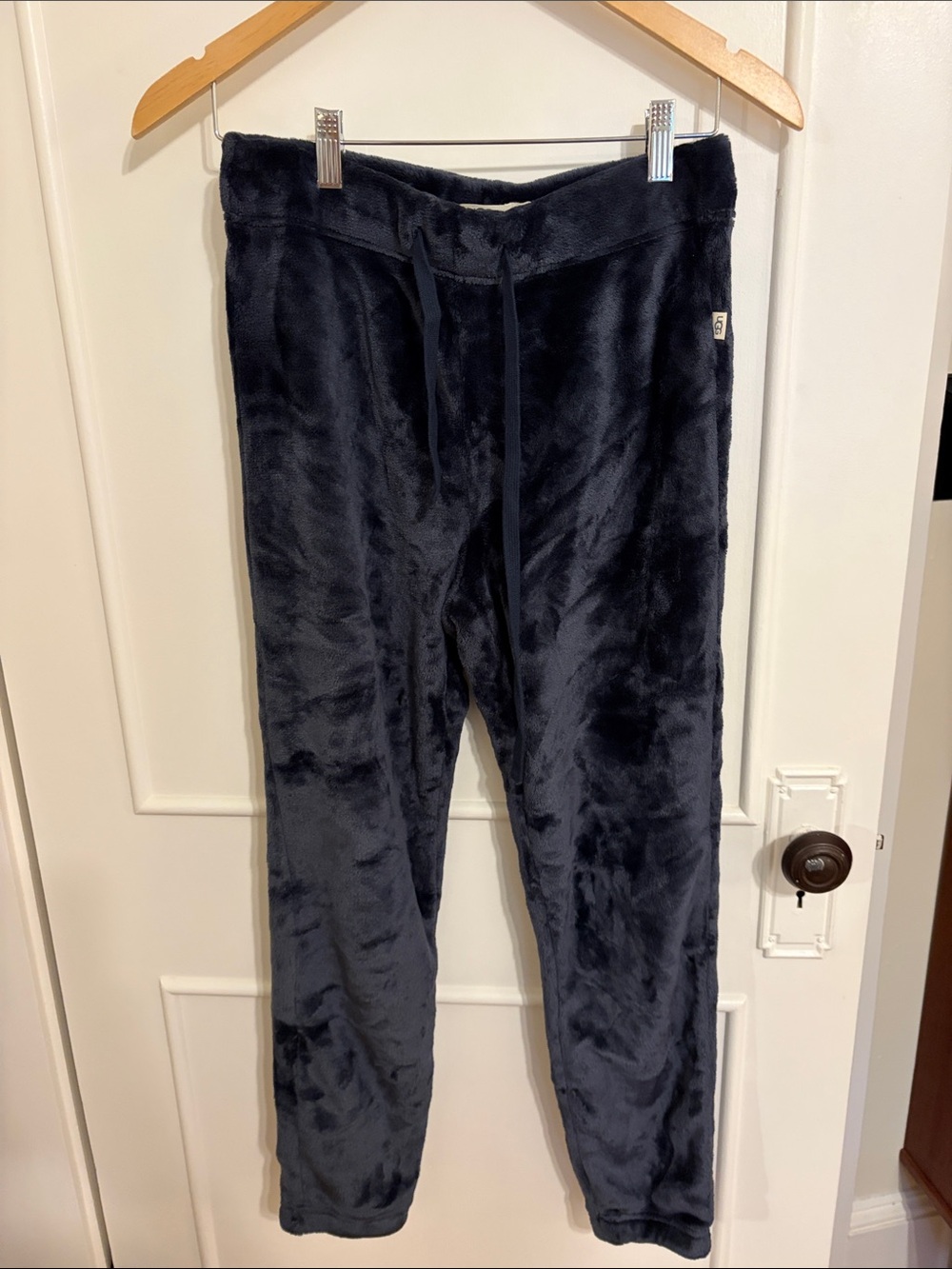 UGG Women's Plush Jogger Pants - Black